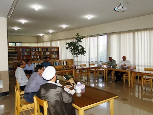 چهاردهمین جلسه هم اندیشی اساتید با موضوع تفسیر نهج البلاغه (اوصاف متقین) در سال تحصیلی ۹۵-۹۶